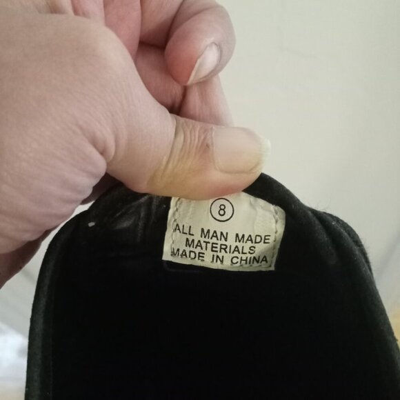 Liliana - shiny shoes size 8 - Picture 2 of 4